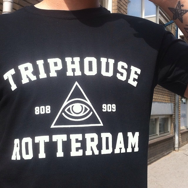Het Rotterdamse Triphouse-collectief heeft een T-shirt op de markt gebracht!